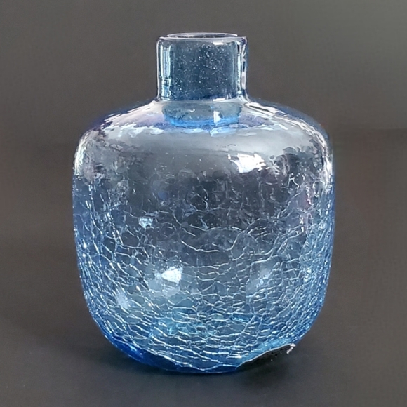 MCM Blenko #6424 Handcrafted Rare Ice Blue Crackle Art Glass Vase by Joel Myers - Picture 4 of 16